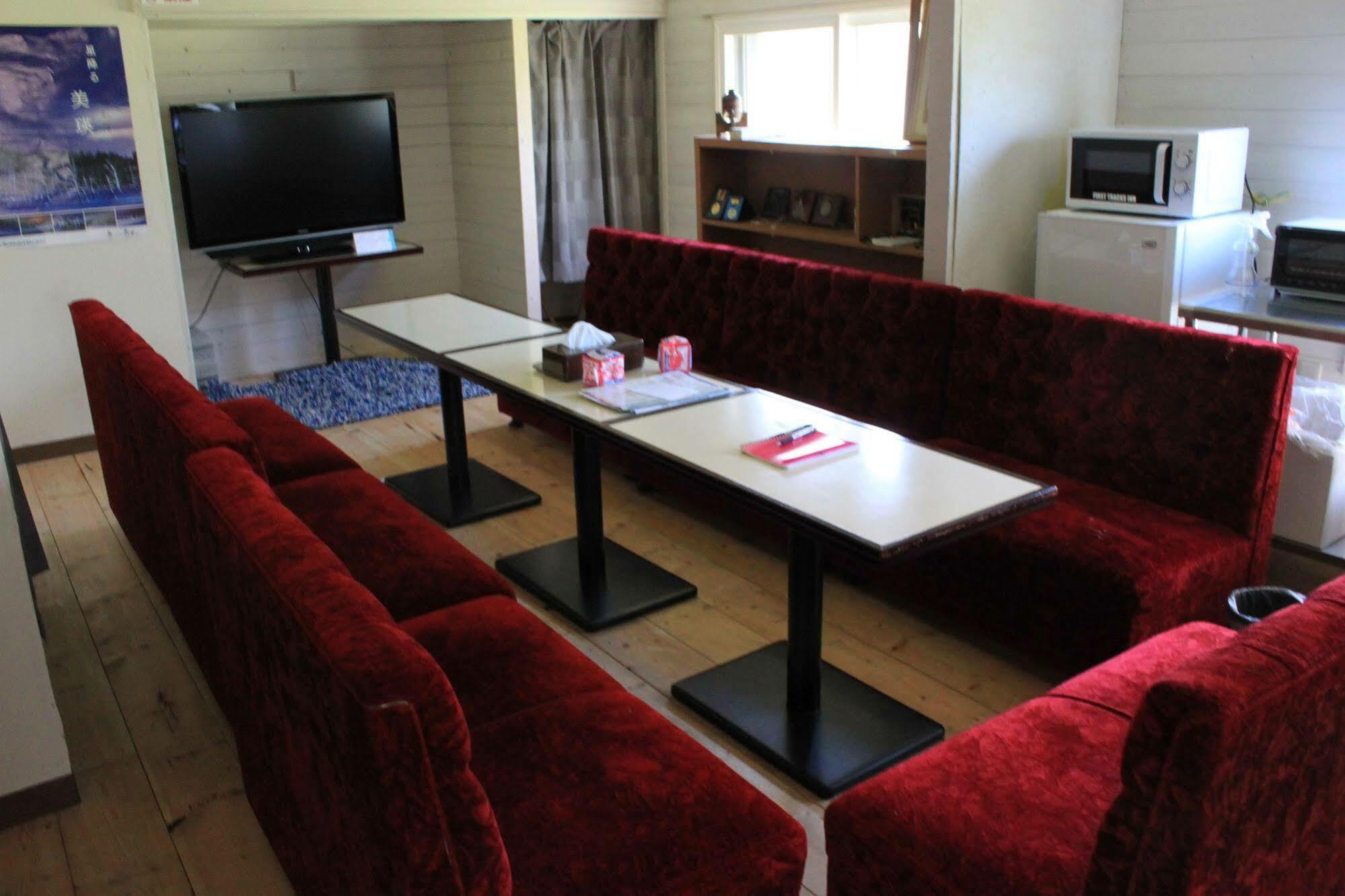 First Track Inn Nakafurano Exteriör bild