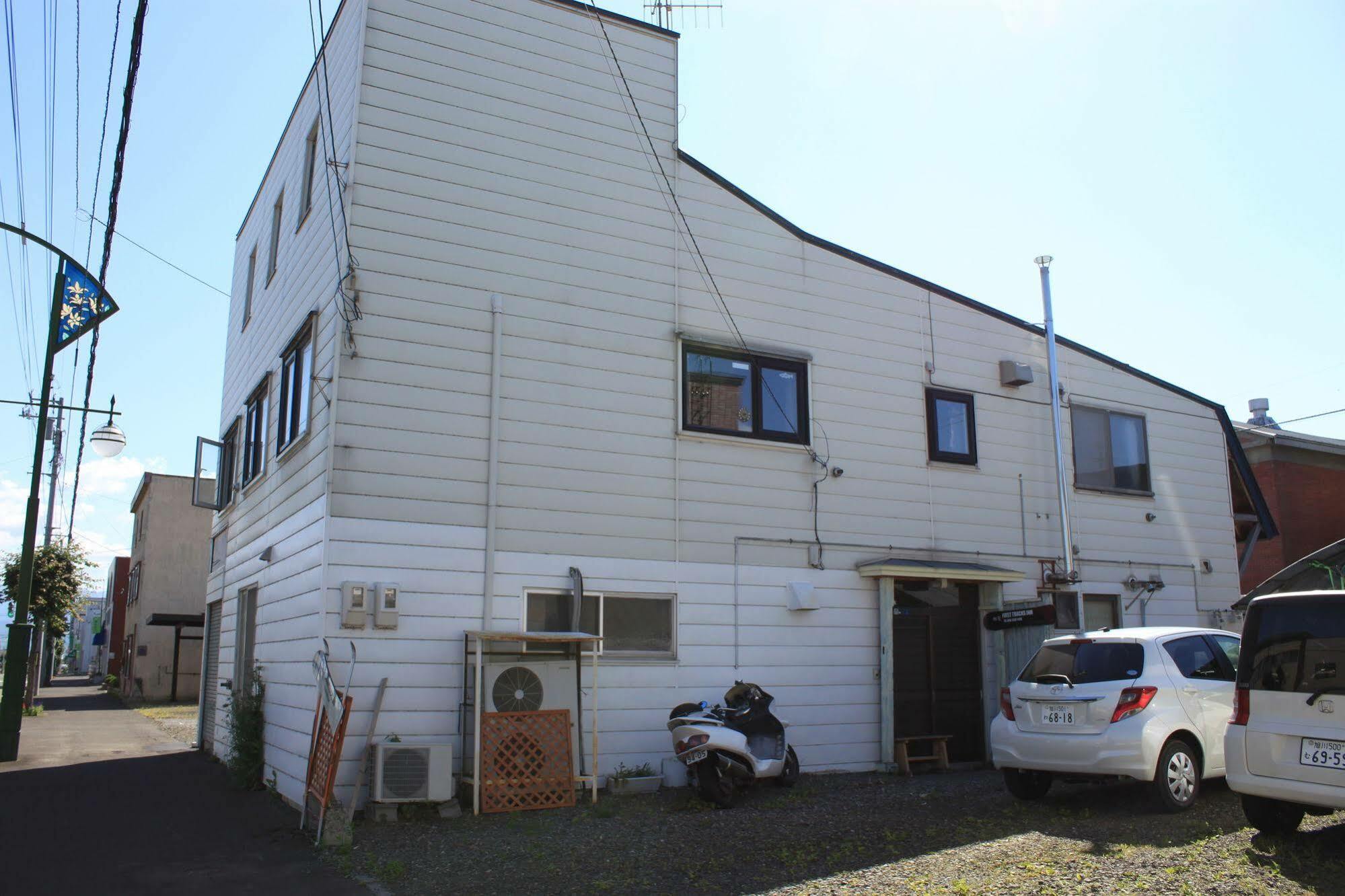First Track Inn Nakafurano Exteriör bild